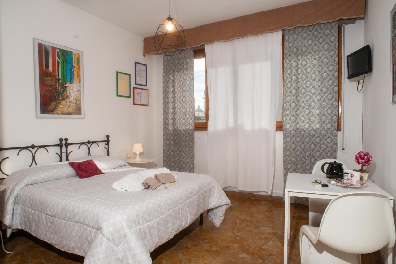 Guesthouse Amici Miei Florencja Zewnętrze zdjęcie